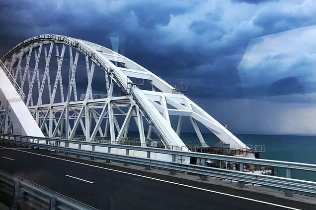 Пик сезона! В сети показали конфуз с Крымским мостом