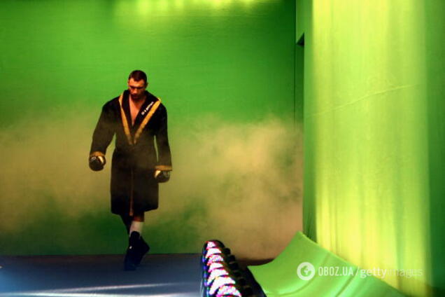 Мощнее удара молота: в сети вспомнили сокрушительный нокаут от Кличко