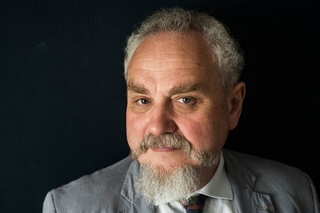 'Возмущение растет': Зубов о ситуации в России