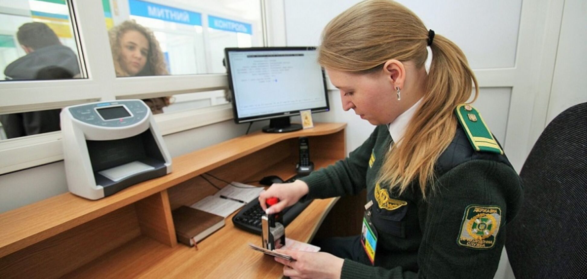 Российского журналиста не пустили в Украину: за него заступился нардеп