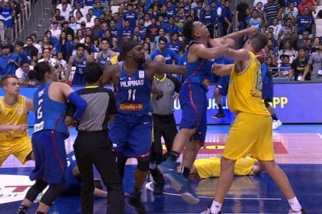 Трэш дня: настоящая бойня случилась в матче сборных Филиппин и Австралии по баскетболу 