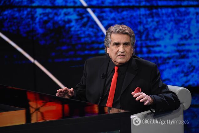 Легендарный итальянский певец попал в больницу