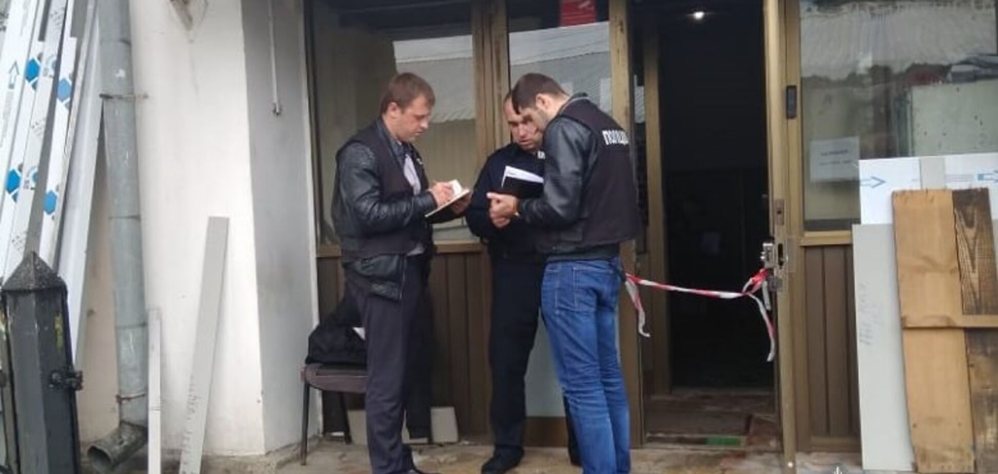У Києві в офісі сталася стрілянина: є поранені