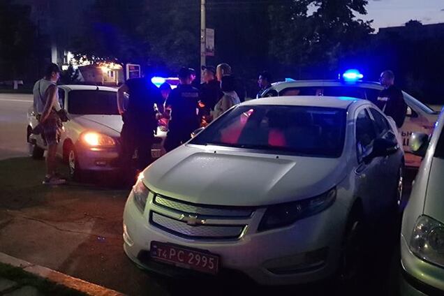 Провокация или беспредел? Под Киевом полиция задержала популярного блогера