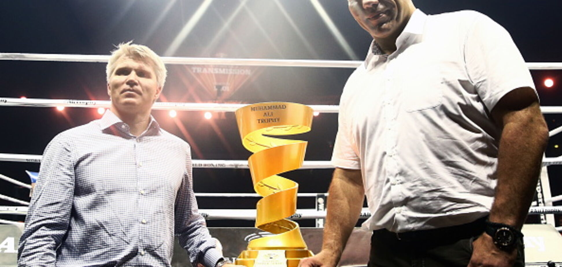 Валуєв яскраво зганьбився з прогнозом на бій Усик - Гассiєв