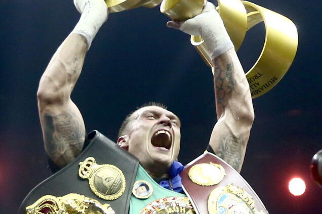 Усик - Гассієв: опубліковані яскраві фото поєдинку