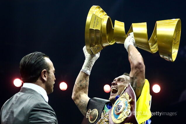 Кошмар для Путина: сеть восхитил гимн Украины в Москве перед боем Усика