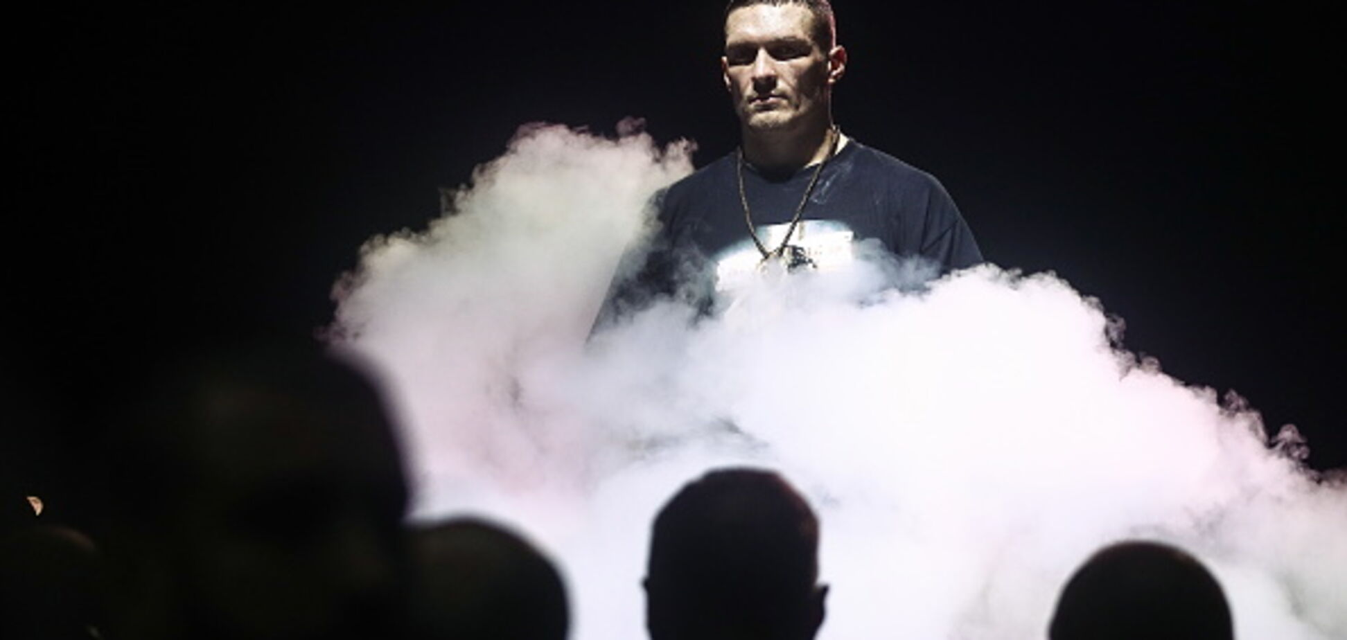 'Батя в здании!' Усик 'выстрелом' разорвал московский зал