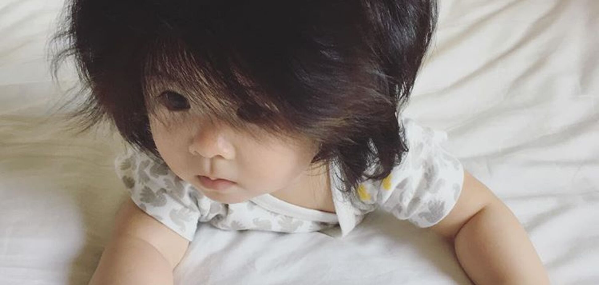 Дівчинка-Елвіс: мережу підкорило фото малюка  з дивовижною зачіскою