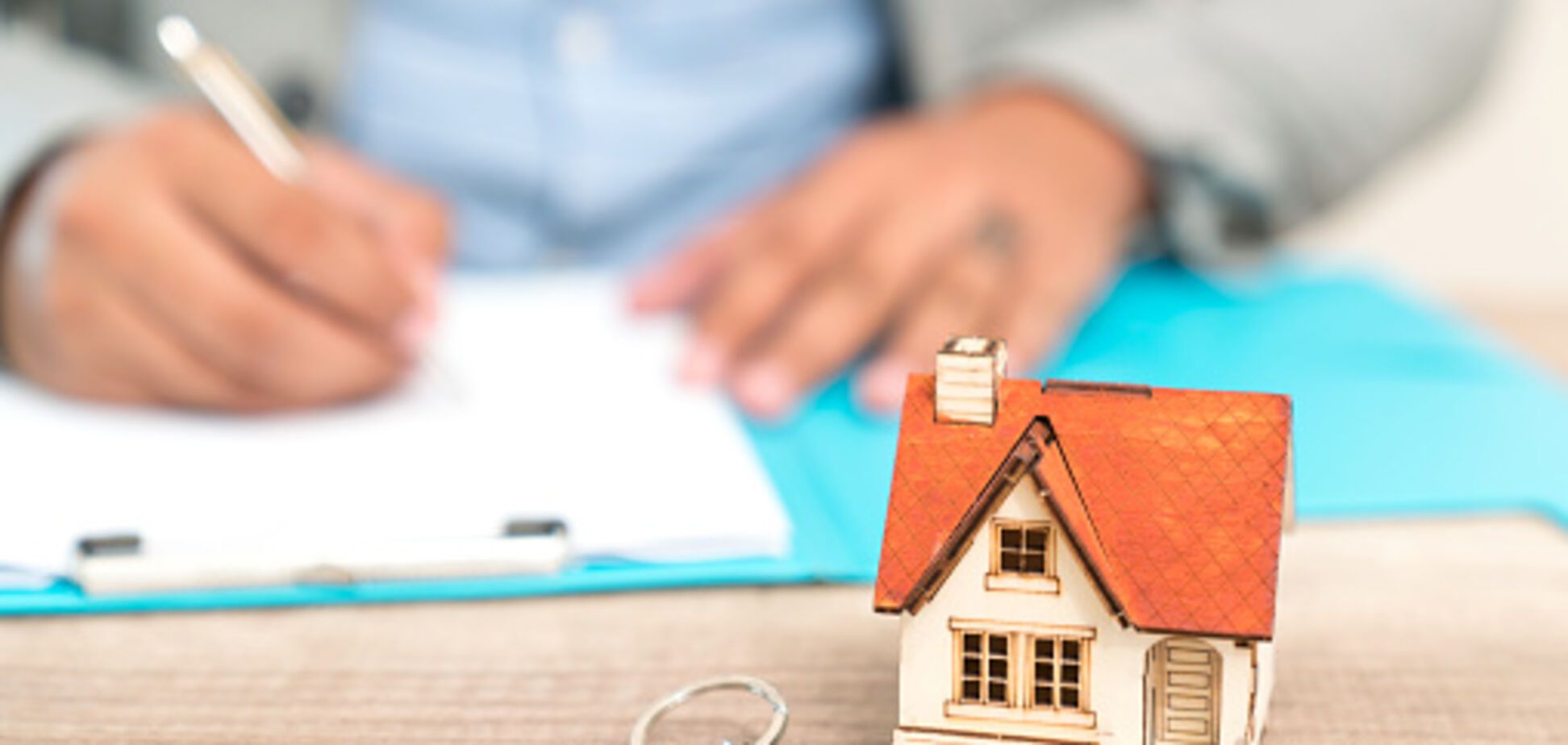 Украинцев массово дурят на аренде жилья: как не стать жертвой аферы