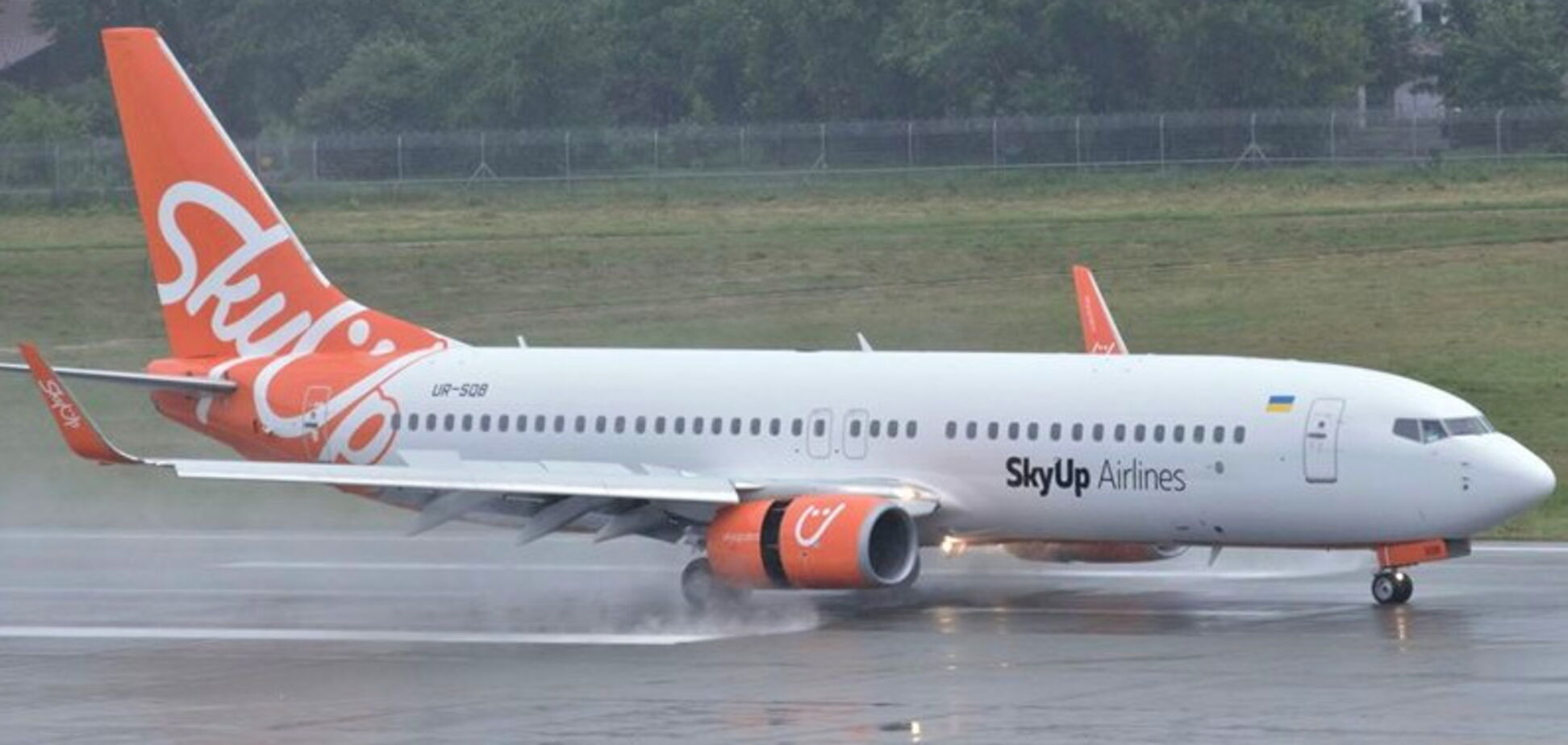 Отменили 8 рейсов: во Львове произошел масштабный авиаколлапс