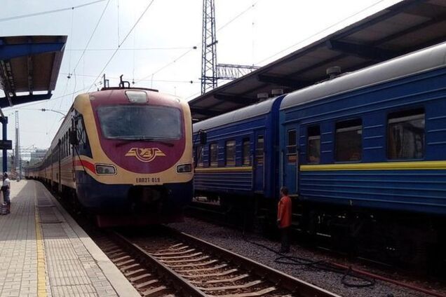 На Запорожье произошло ЧП с поездом: более 20 травмированных