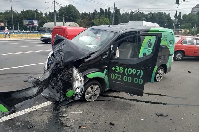 Смертельное ДТП в Киеве: установлена личность погибшего