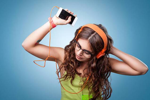 Песня украинской группы возглавила рейтинг популярного онлайн-сервиса музыки