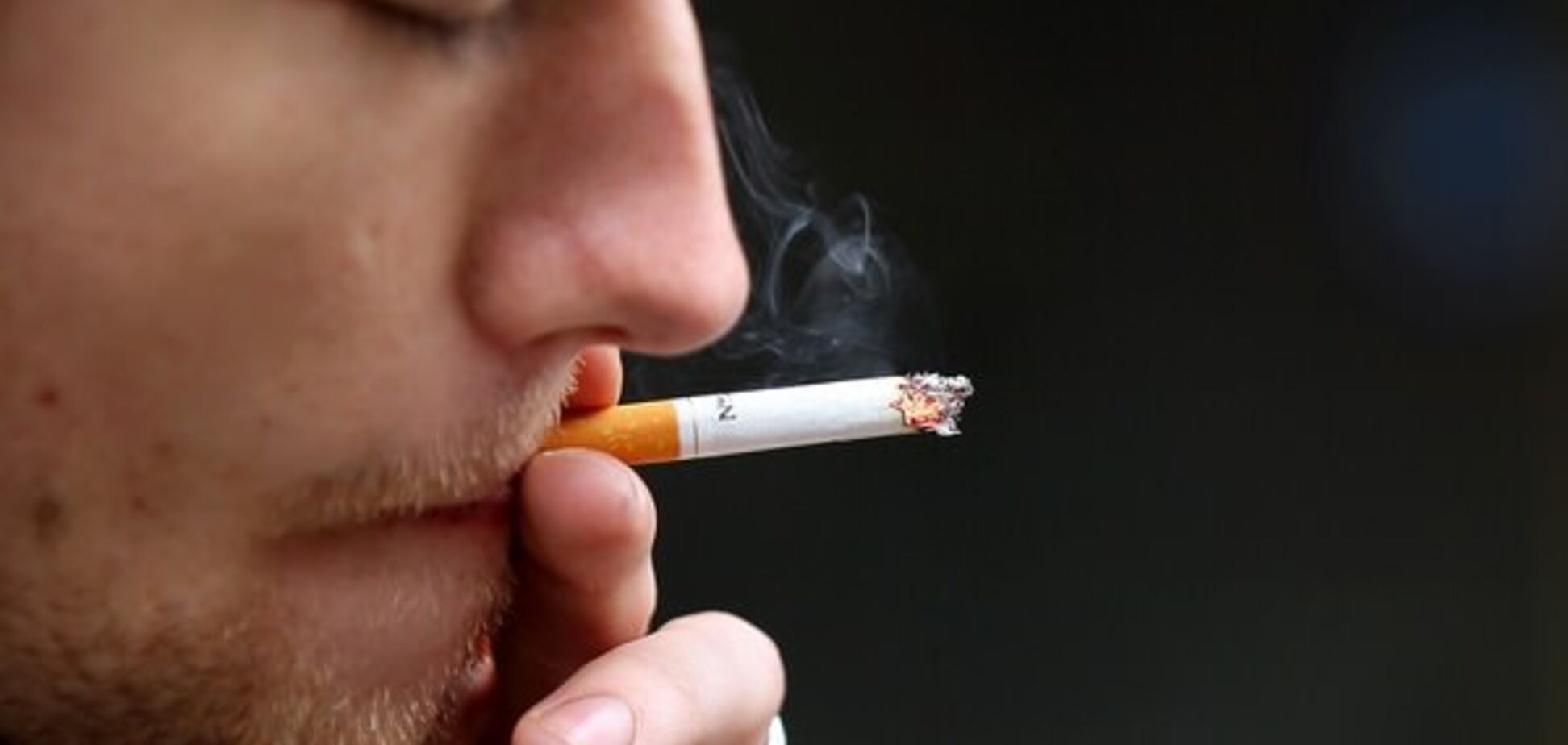 Через подорожчання сигарет в Україні обвалився тютюновий ринок