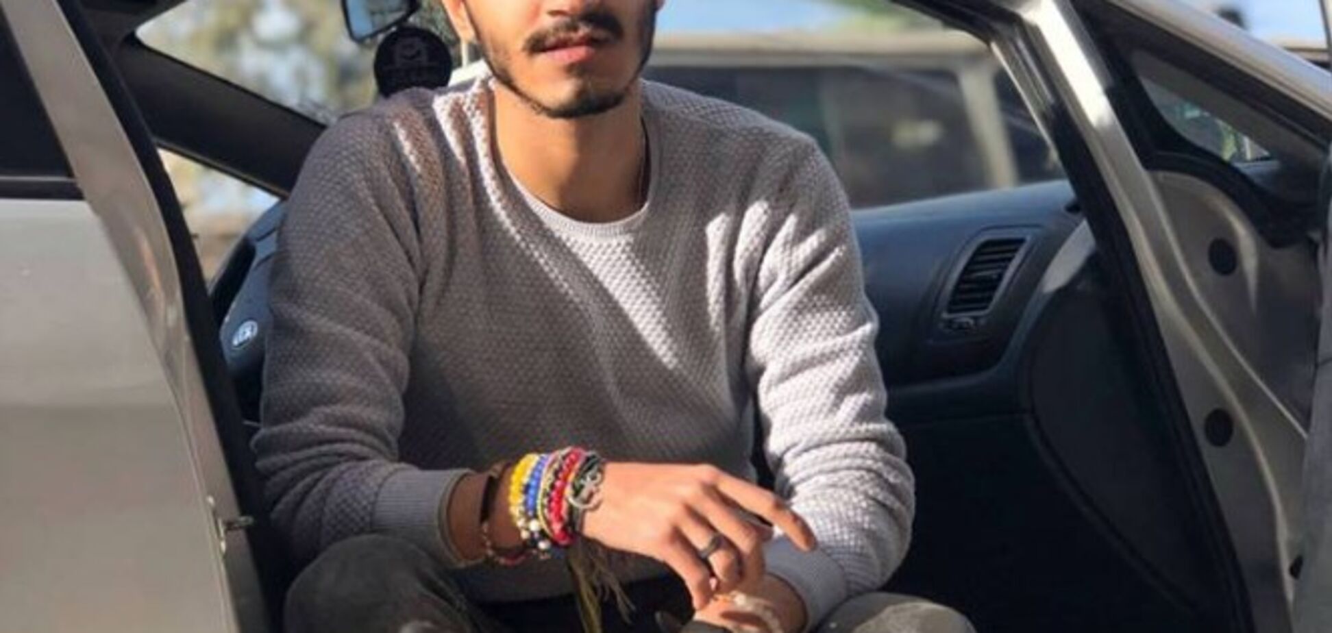 'Красивый, без царапин': девушка продала экс-бойфренда в разделе 'животные'. Фотофакт