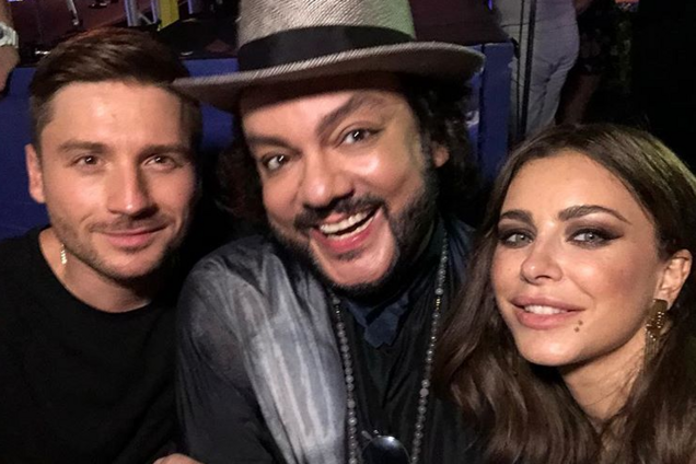 Скандальная Ани Лорак зажгла в компании российских звезд: опубликованы фото и видео