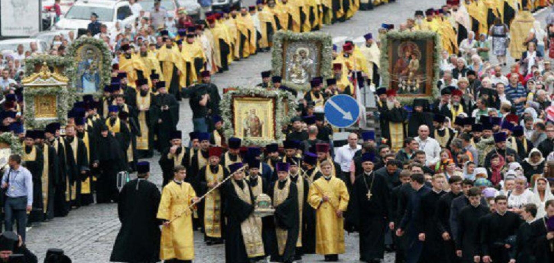 Крестный ход: люди приятные, не бесноватые и не титушки в шортах