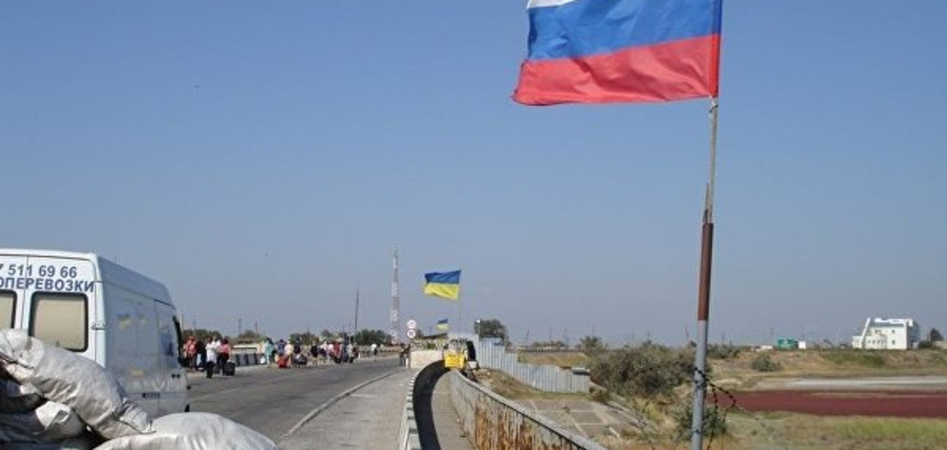 В России предложили запретить украинцам ездить в Крым: что известно