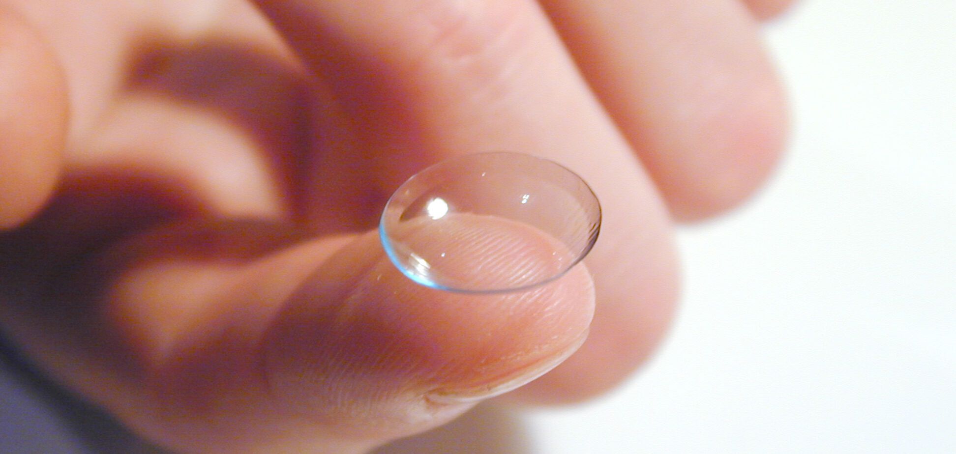 6 табу для тих, хто носить контактні лінзи