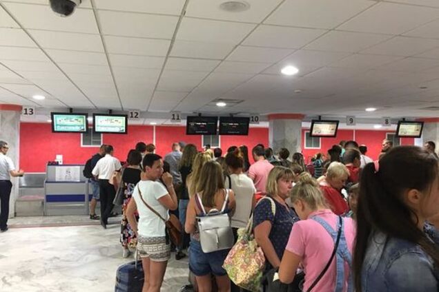 Гучний скандал з українськими туристами: в Мінінфраструктури висунули жорсткі вимоги