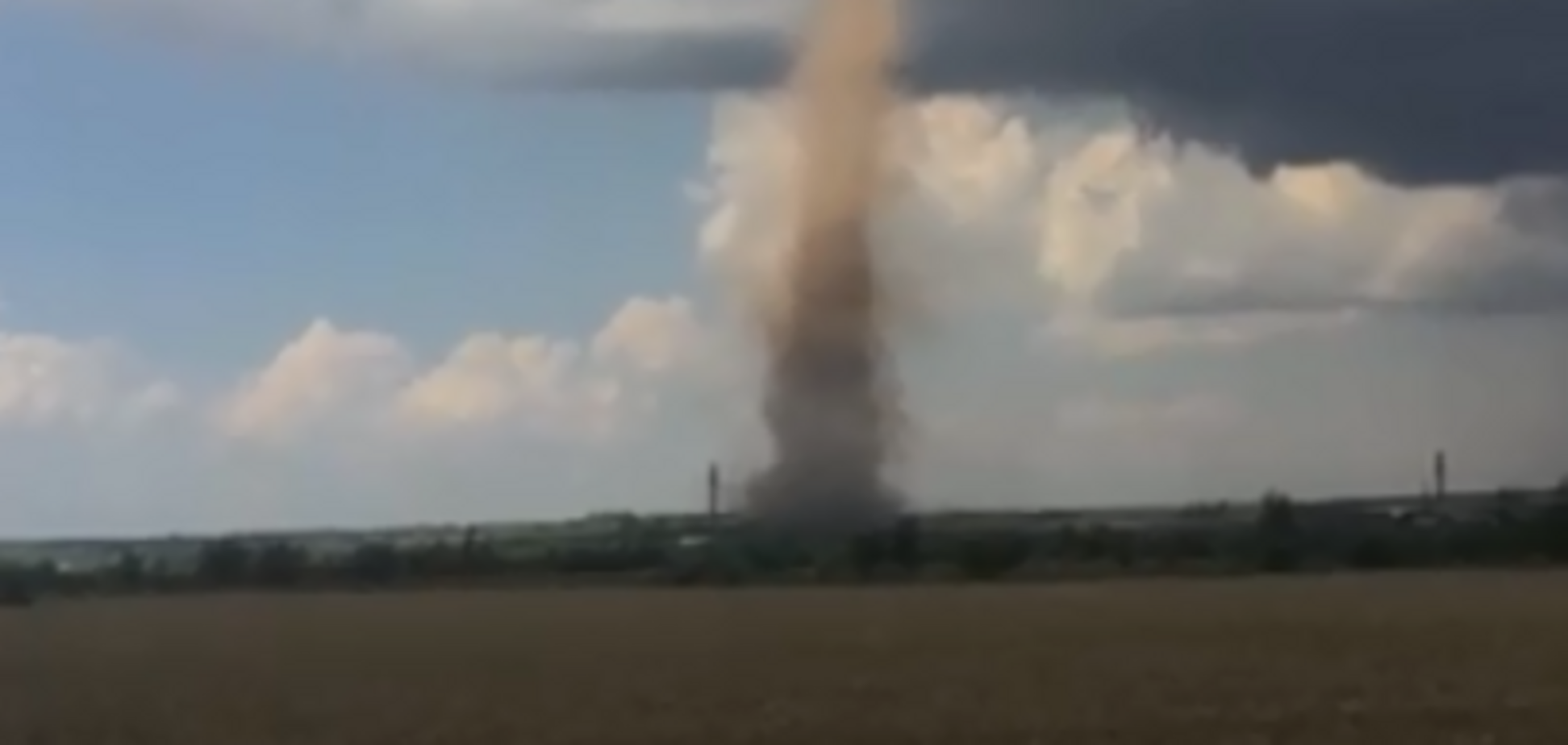 По Одессе пронесся мощный смерч: момент попал на видео