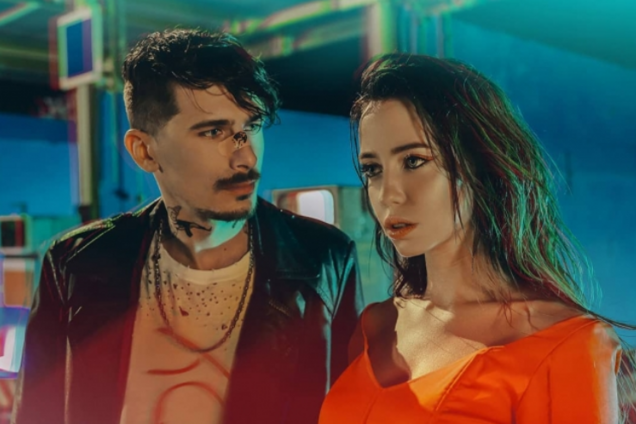 Время и Стекло