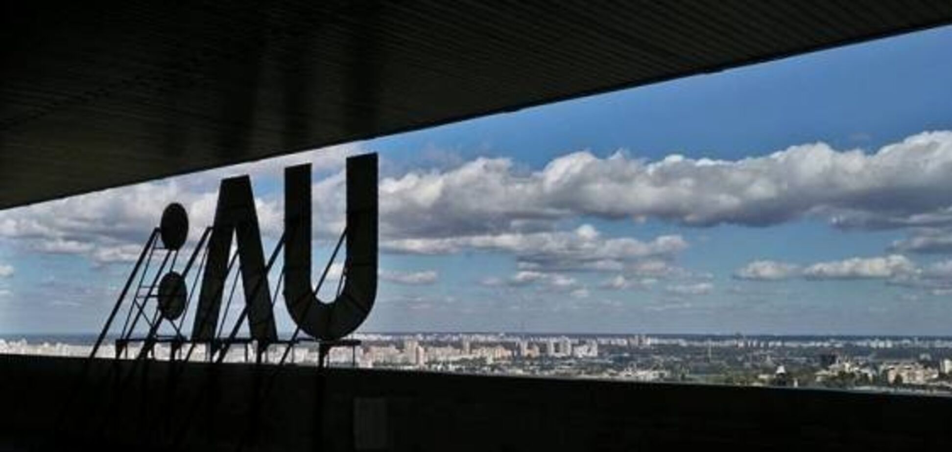 Снова Порошенко: 'UA:Першому' напомнили еще одну 'зраду'