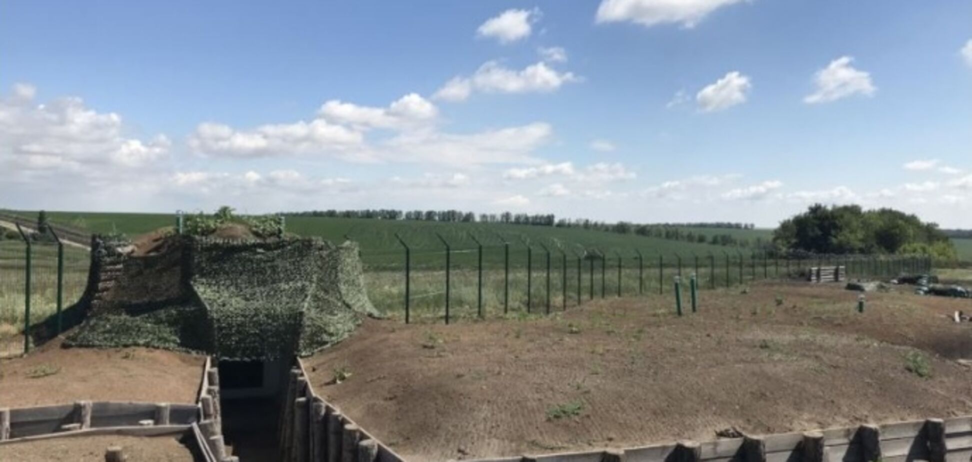 Яценюк: Москва дискредитує проект 'Стіна'