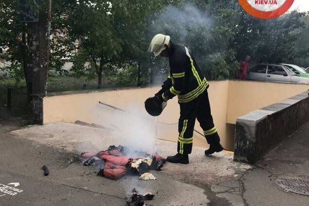 В Киеве в 'подземке' произошел пожар: появились первые фото