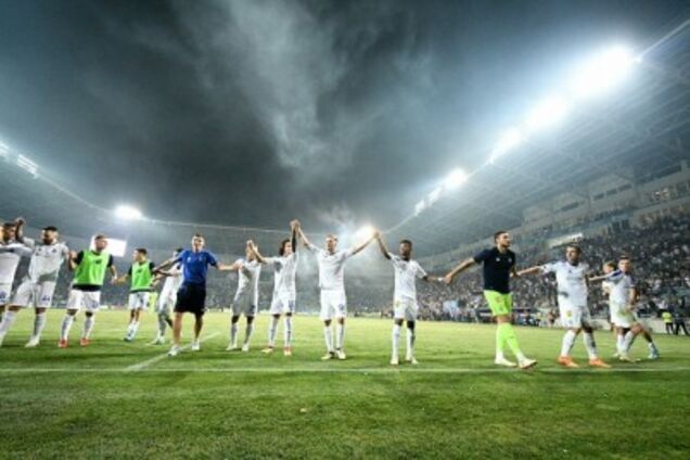 Футболисты 'Динамо' проведут встречу с болельщиками