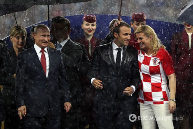 Даже расплакалась: президент Хорватии оправдала Путина за зонты на финале ЧМ-2018