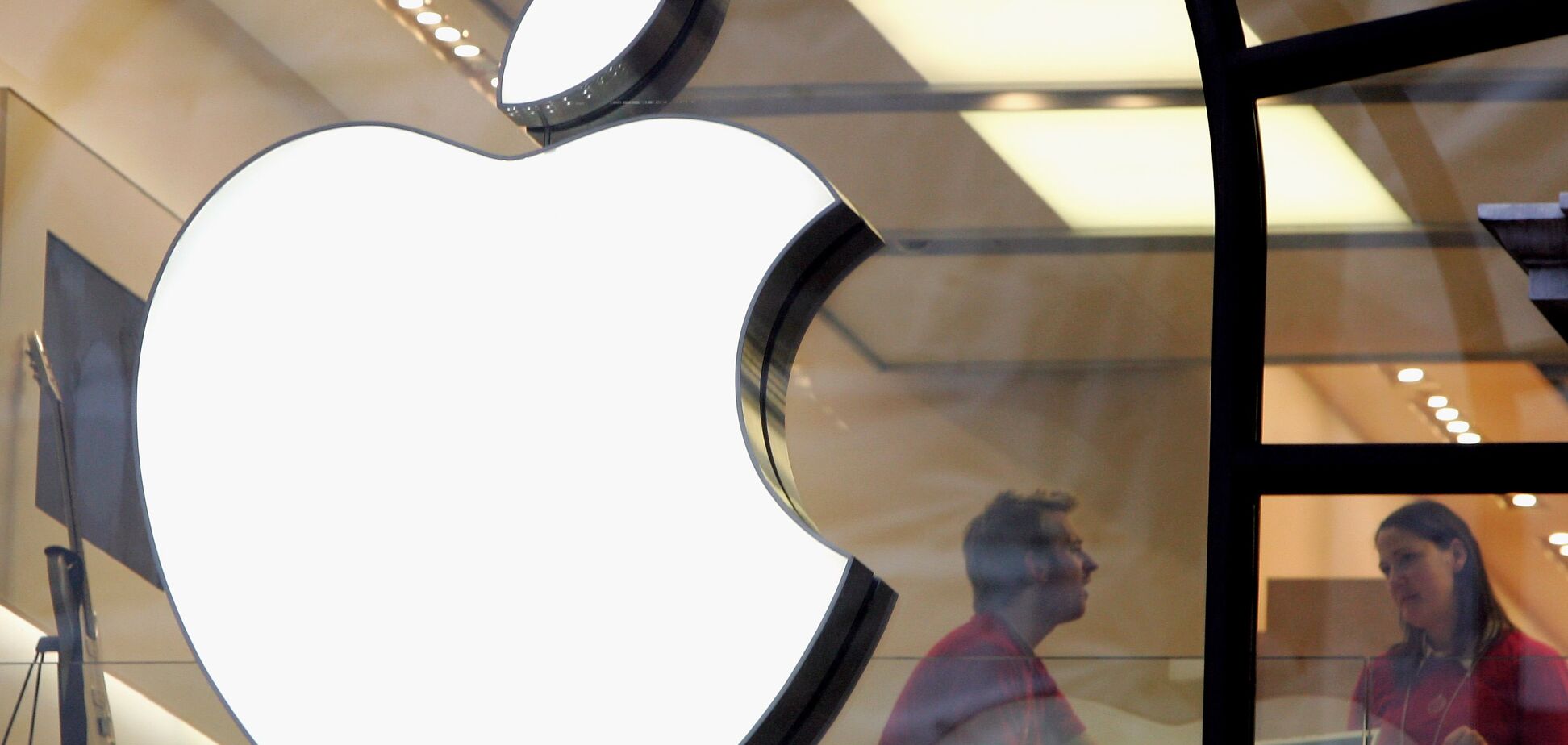 Apple може підняти ціни на продукцію: в США назвали причину