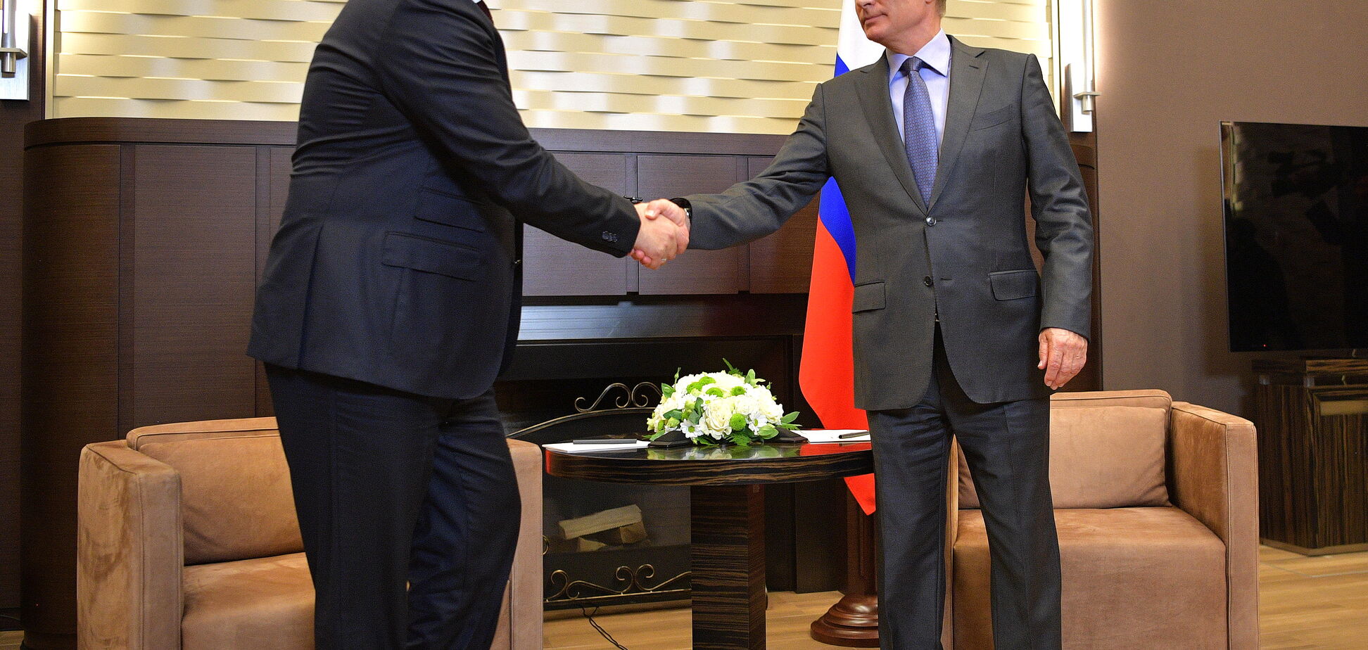 В обход Украины: друг Путина внезапно захотел поменять поставки газа из России