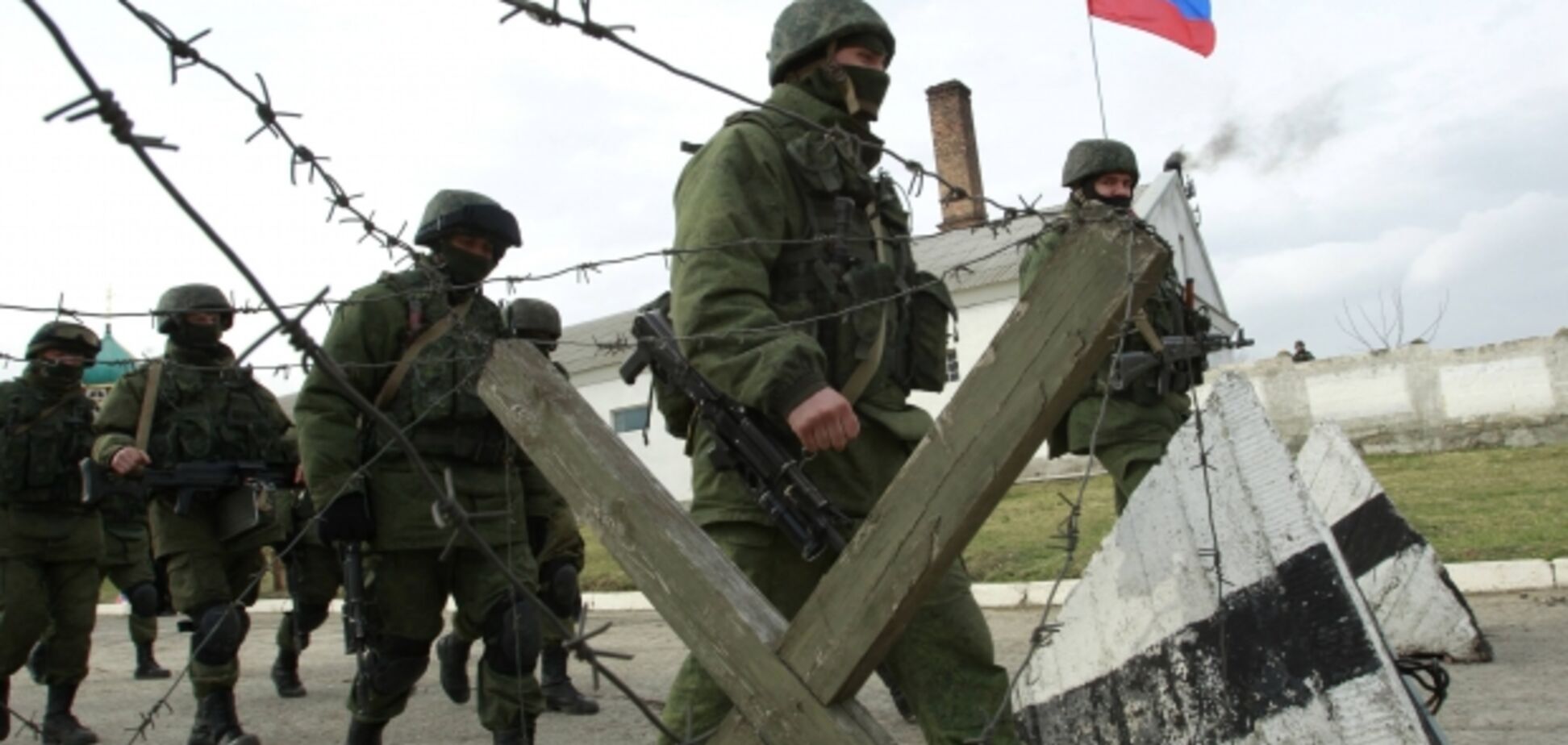 Запустили даже аэродром: оккупанты превратили Крым в военную базу 