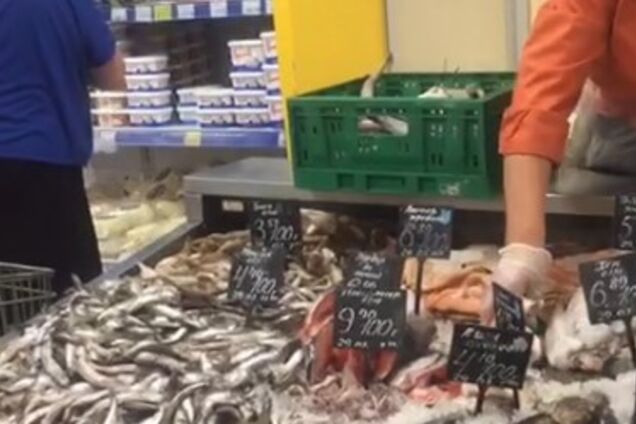 Известный супермаркет в Киеве попался на обмане: в сети негодуют