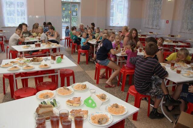 'Пережила ніч - і добре': тривожні дані про постраждалу під Києвом дівчинку