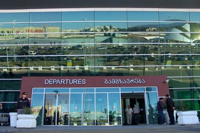 НП в аеропорту Тбілісі: росіянин отруїв 7 осіб невідомою речовиною