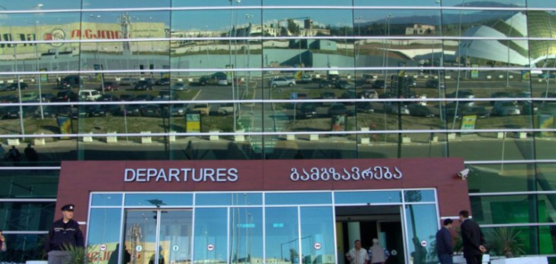 НП в аеропорту Тбілісі: росіянин отруїв 7 осіб невідомою речовиною