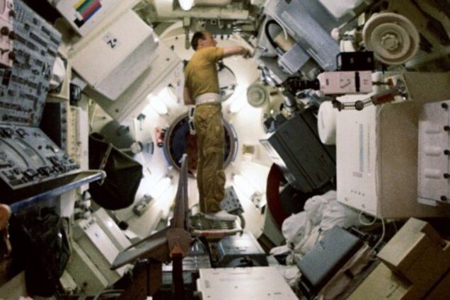 'Теперь не только моют': успех российских туалетов на МКС подняли на смех