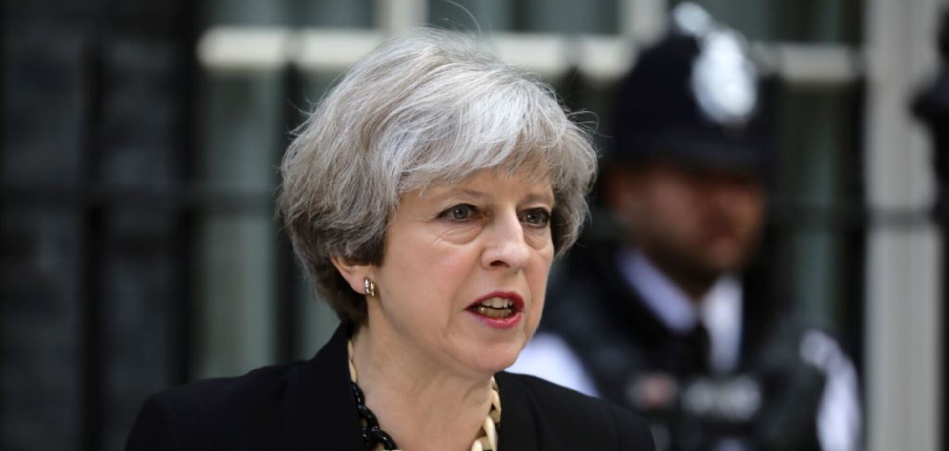 Перевернем каждый камень: Мэй отреагировала на отравление 'Новичком'