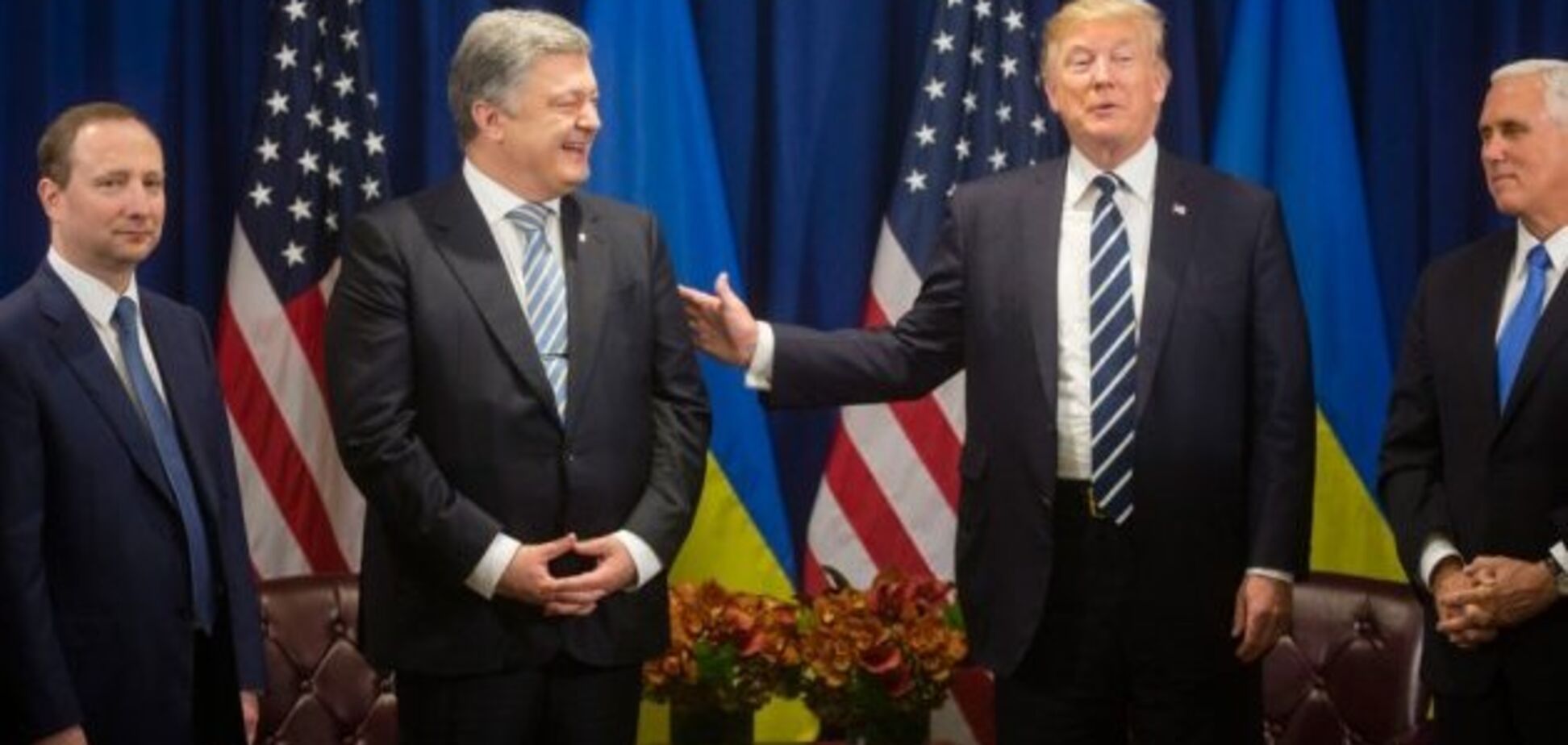 Не тільки будуть перетинатися: розкриті деталі зустрічі Порошенко і Трампа на саміті НАТО