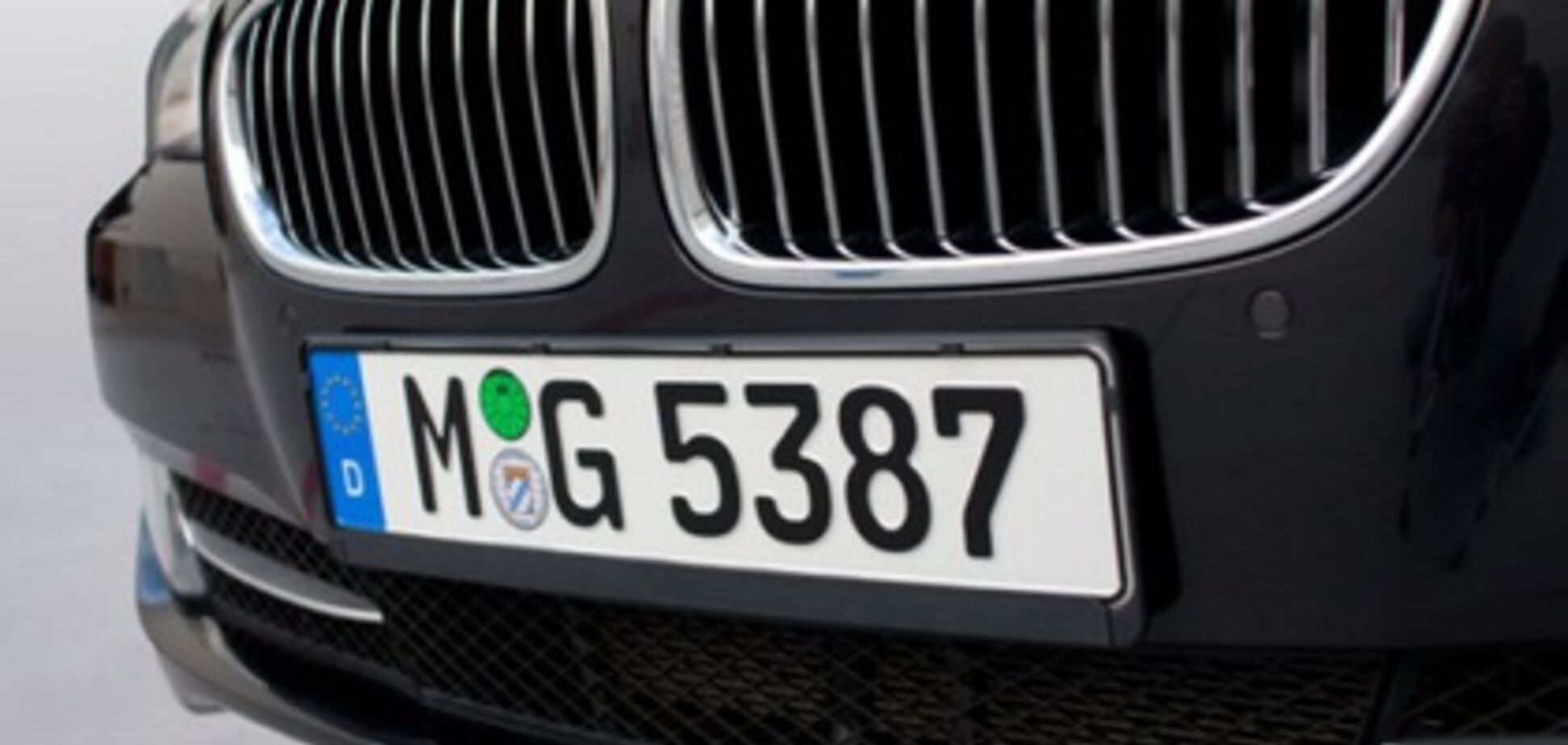 Украинцев начнут штрафовать за еврономера: сколько придется платить