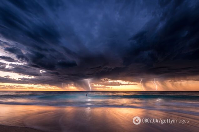 Дождливо и жарко: синоптик уточнила прогноз погоды на выходные в Украине