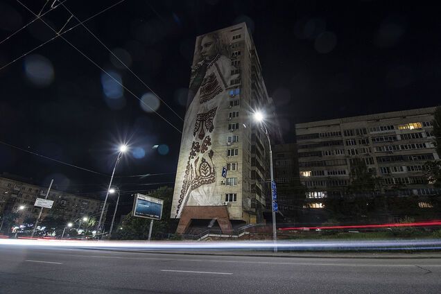 Як виглядає нічний Київ: яскраві фото столичного бульвару