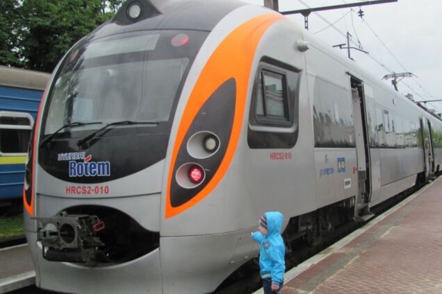 Экс-рекламщики поездов 'Интерсити' обманули 'Укрзалізницю' на 18 млн грн