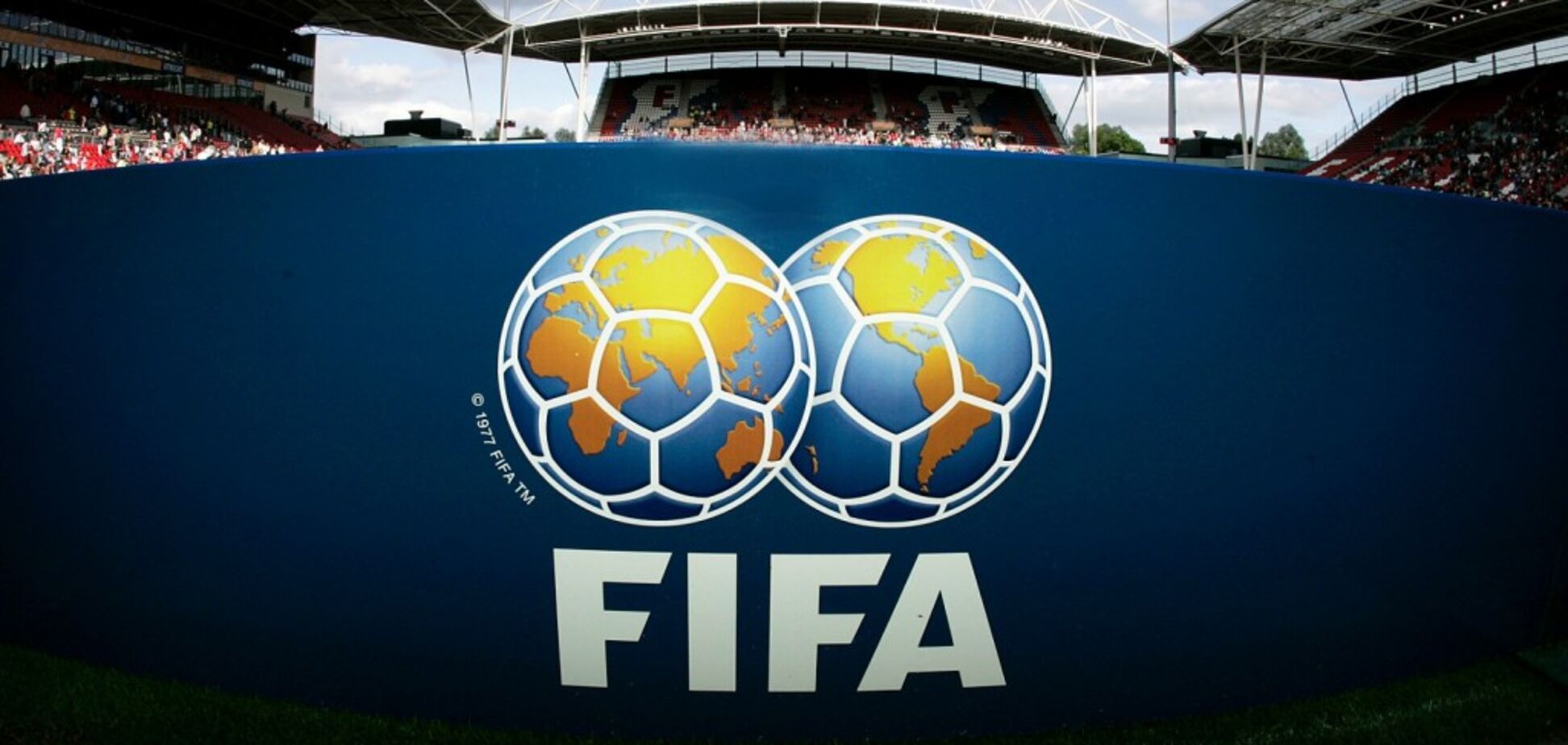'Слава Украине!' Страницу ФИФА в Facebook атаковали из-за Виды