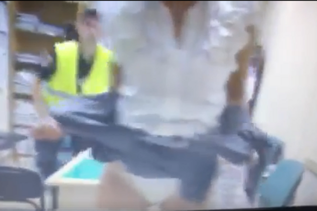 П'яна поліцейський