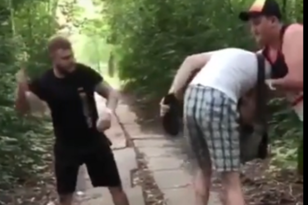 Не давал покоя детям и девушкам: в Киеве устроили самосуд над мужчиной