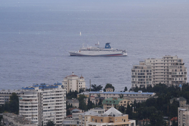 Многострадальный лайнер Путина опять оскандалился в Крыму: что произошло